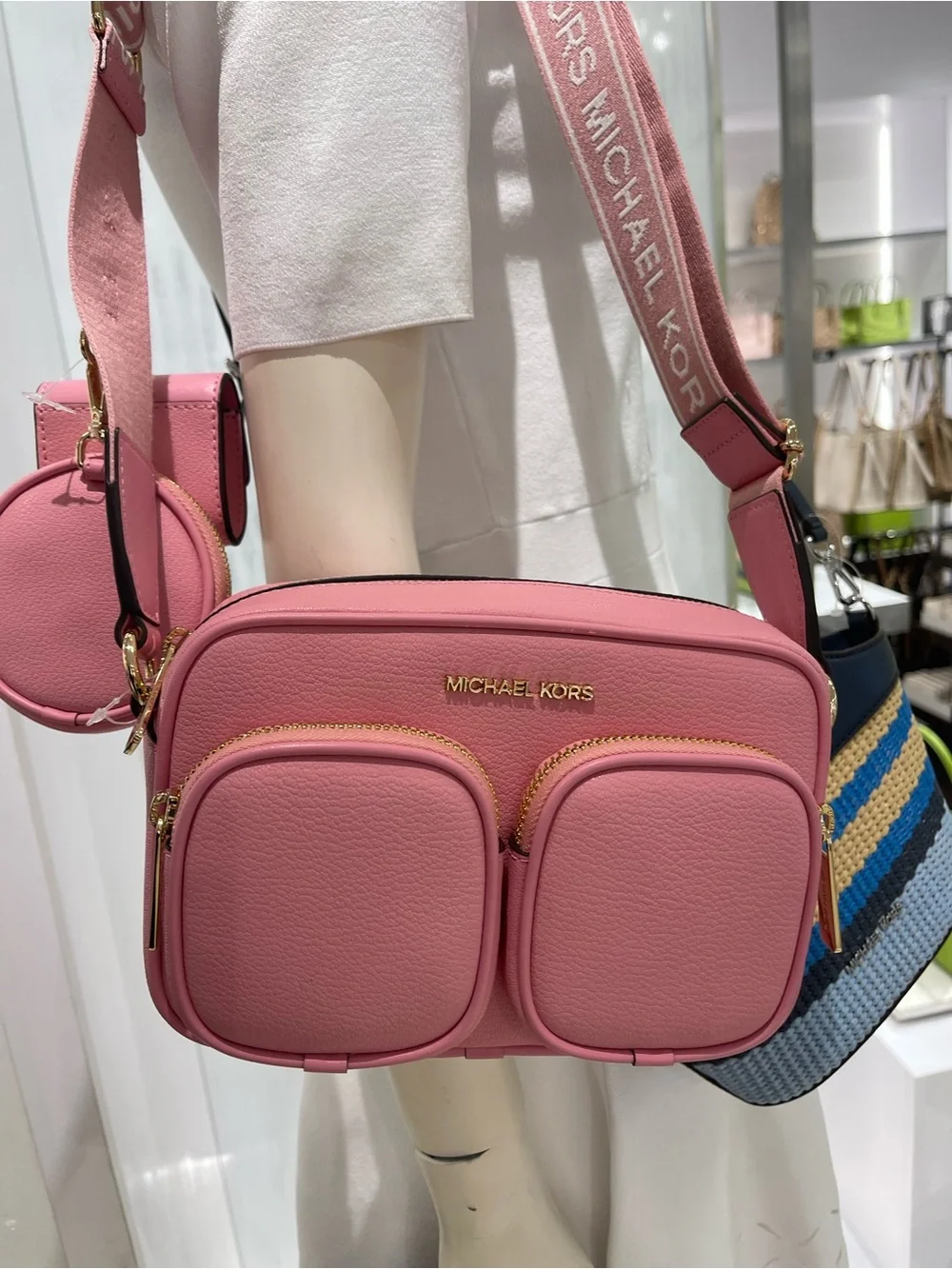 Michael Kors JST Md Pocket Leather Messenger XBody With Attachments Crossbody